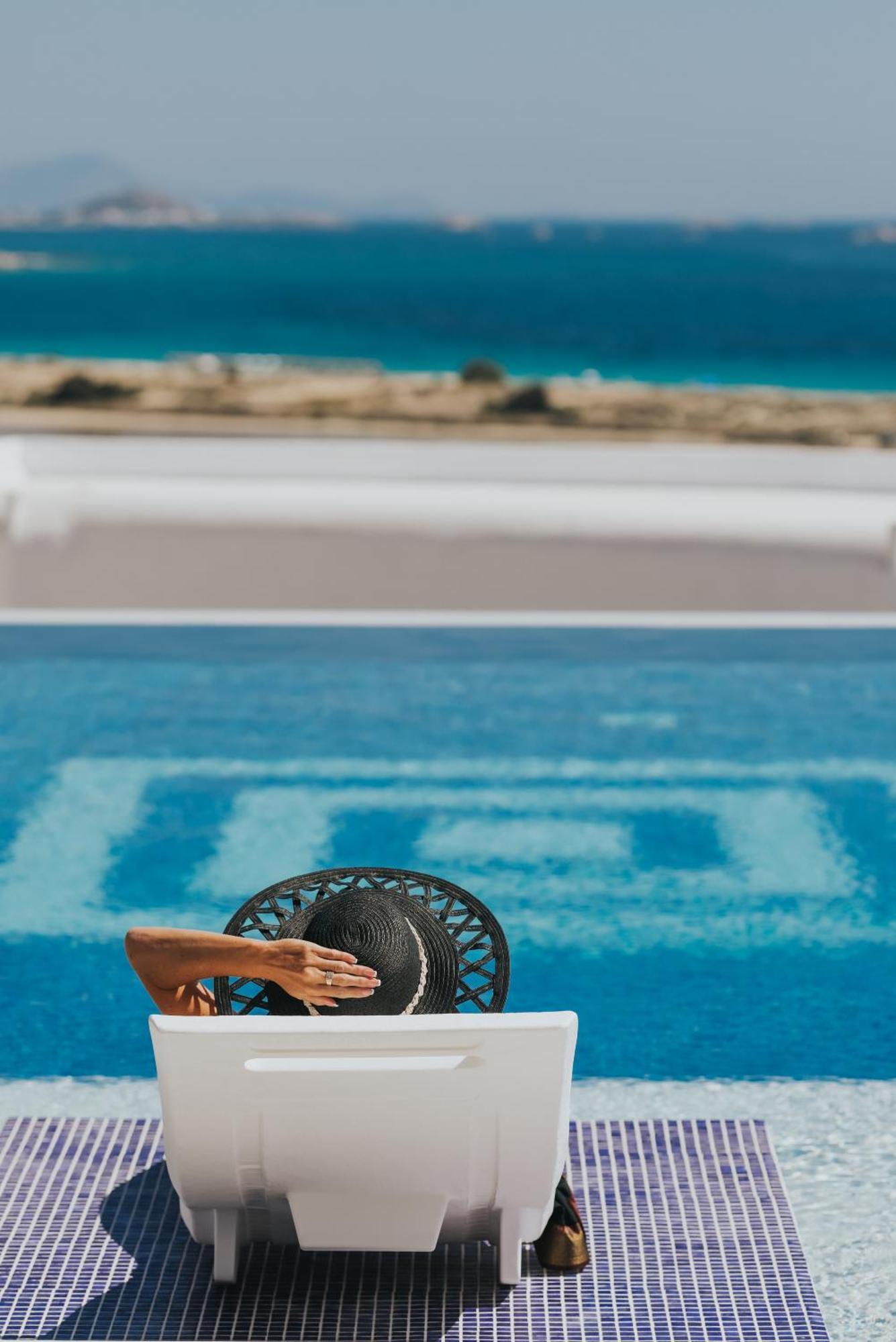 Naxos Grand Hotel Naxos City Екстериор снимка
