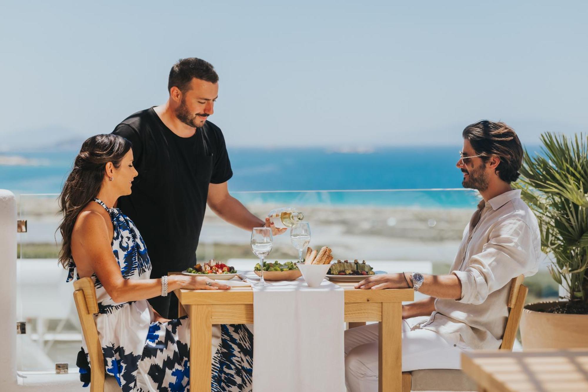 Naxos Grand Hotel Naxos City Екстериор снимка