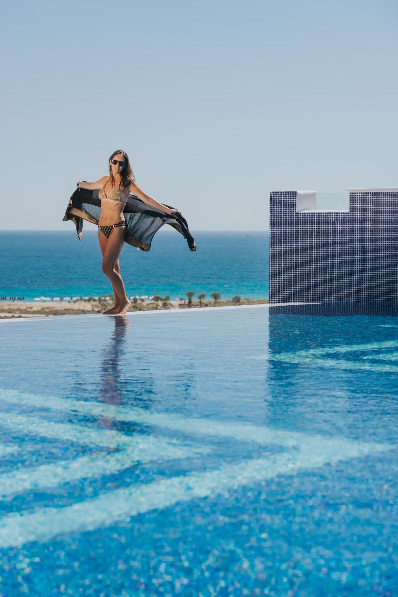 Naxos Grand Hotel Naxos City Екстериор снимка